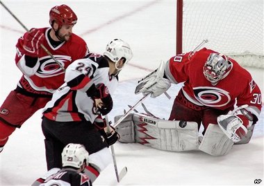 Sabres lose to Carolina in game 5